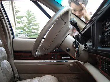 Universal Locksmith Store Los Angeles, CA 323-375-0954 Universal Locksmith Store Los Angeles, CA 323-375-0954 - 20-Car-Lockout